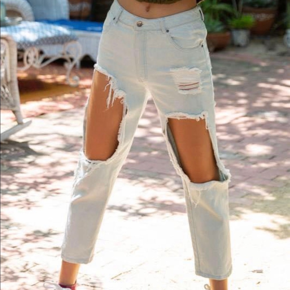 Roll Light Distressed Denim